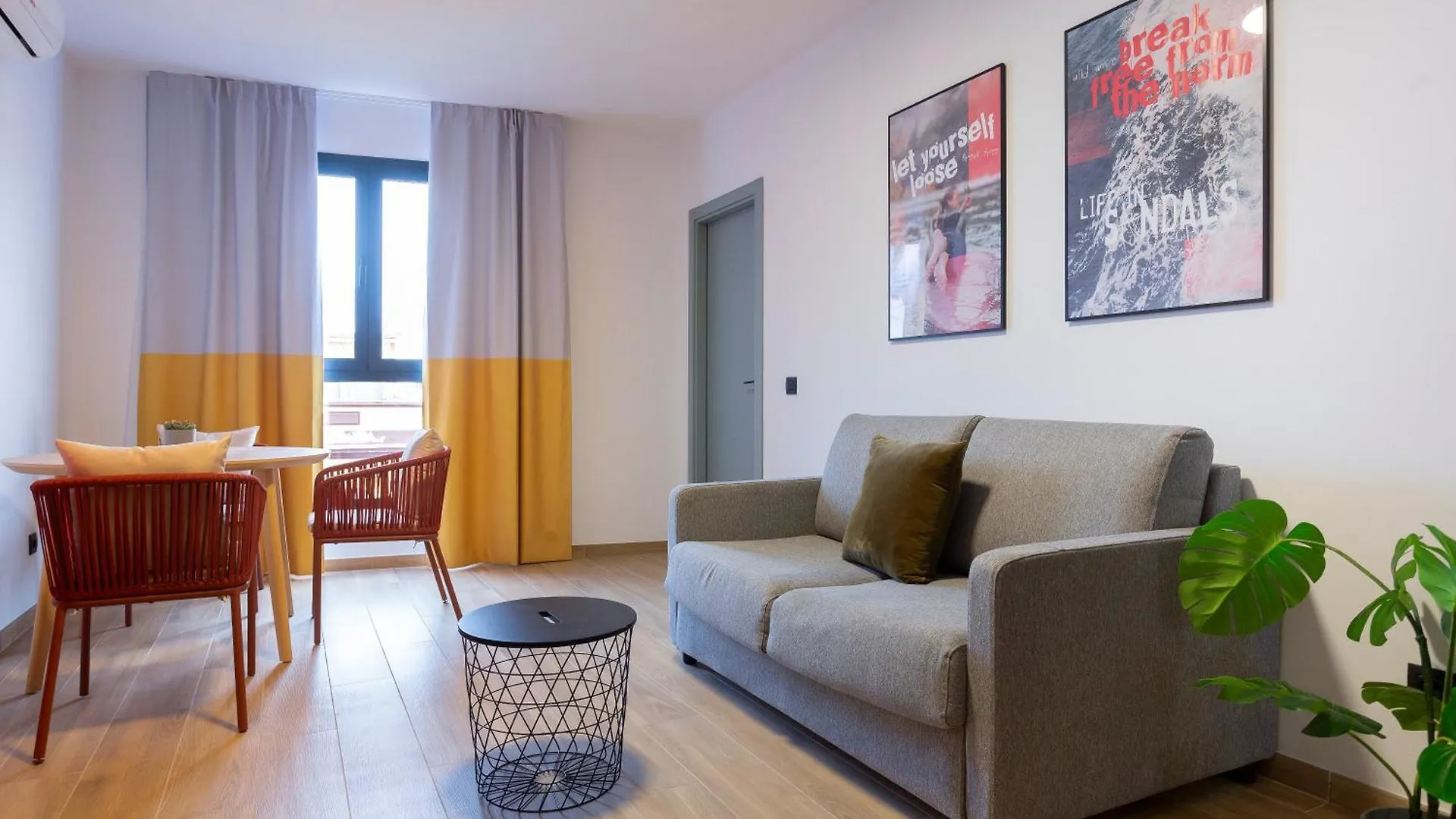 Sholeo Lodges Las Palmas Flats 0*, Las Palmas de Gran Canaria Spain
